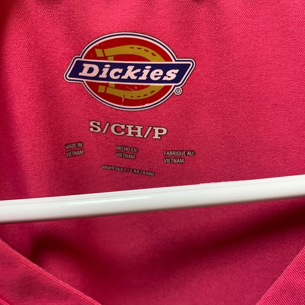 Scrubs - Picture 3 of 9